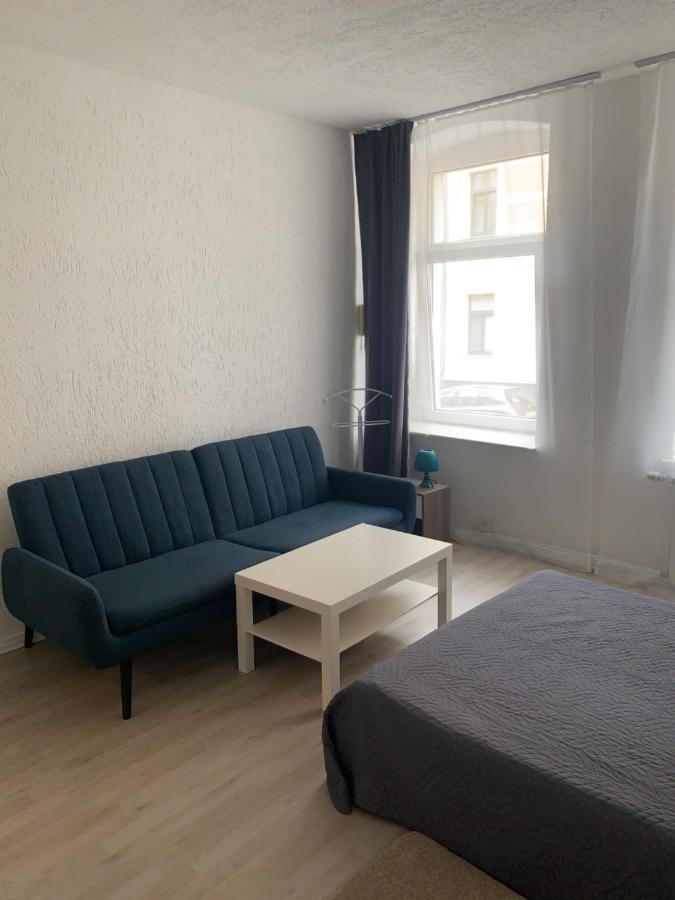 Ferienwohnung Am Bahnhof Zwickau Exterior foto